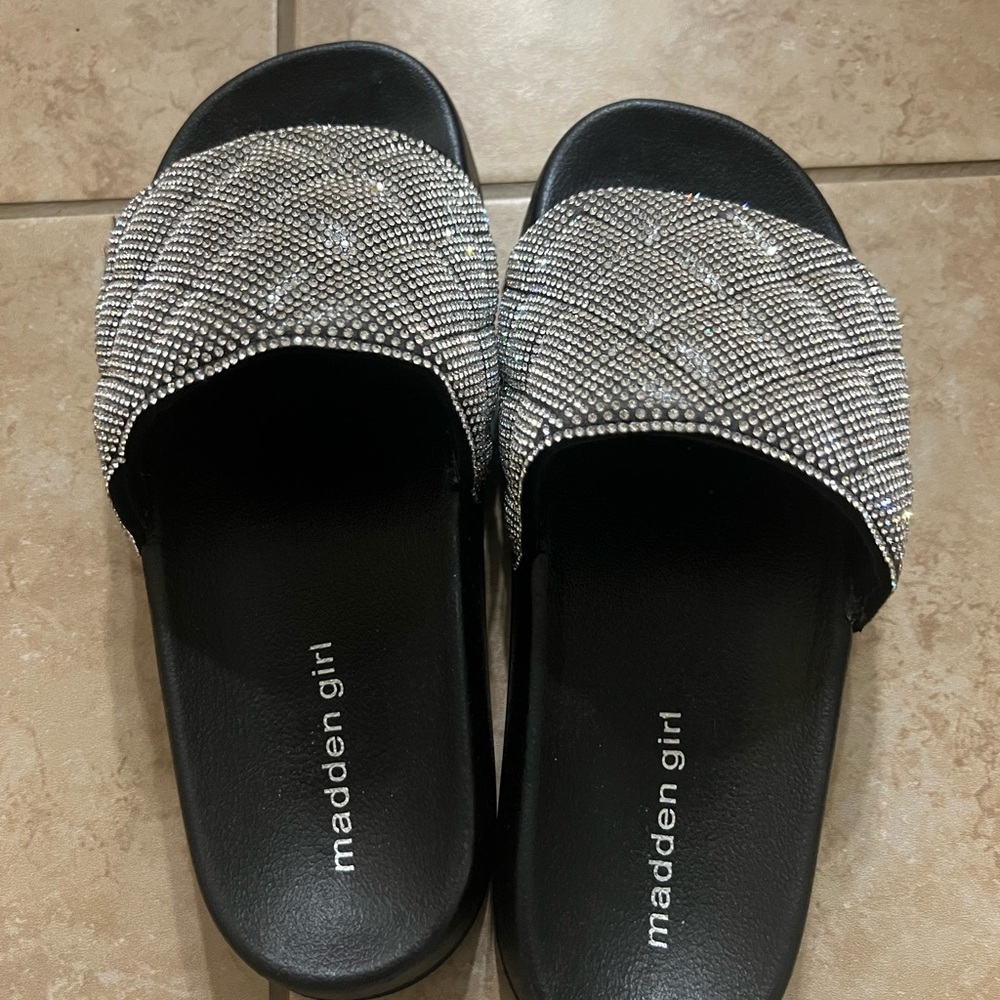 Madden Girls Bling Slides